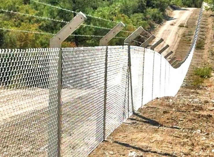 Beton Direkli Tel Çit